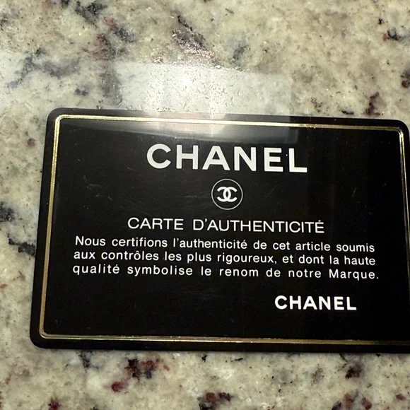 Chanel Black Caviar Wallet includes authenticity card - Picture 8 of 9